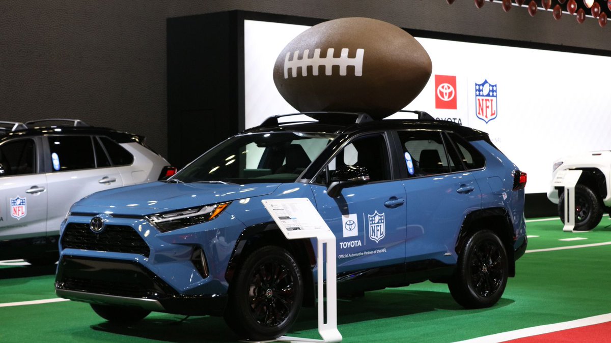 New York Auto Show tweet media