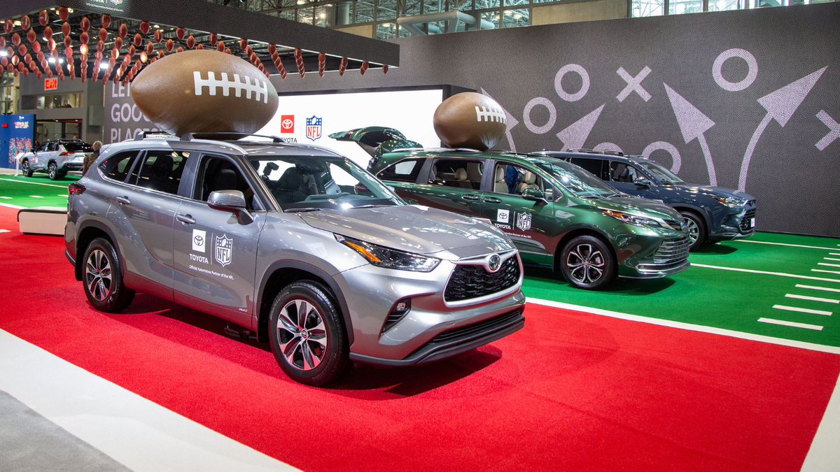 New York Auto Show tweet media