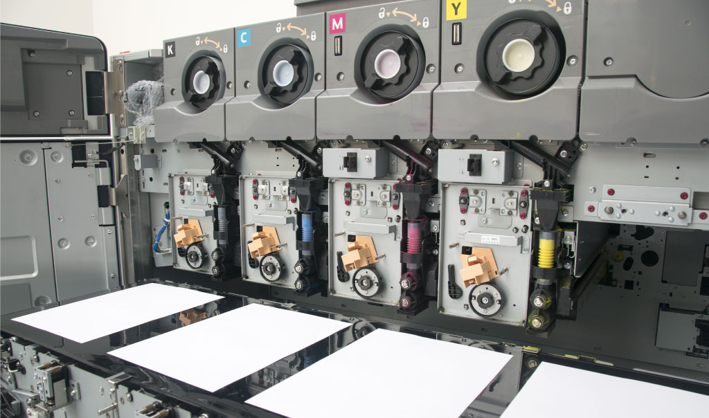 ClearPrint3's tweet image. Want to reduce waste in your product packaging process? 

Go digital! 

Digital printing eliminates the need for excess inventory, cutting down on waste and storage costs. 🌿♻️ #EcoFriendlyPackaging #Sustainability