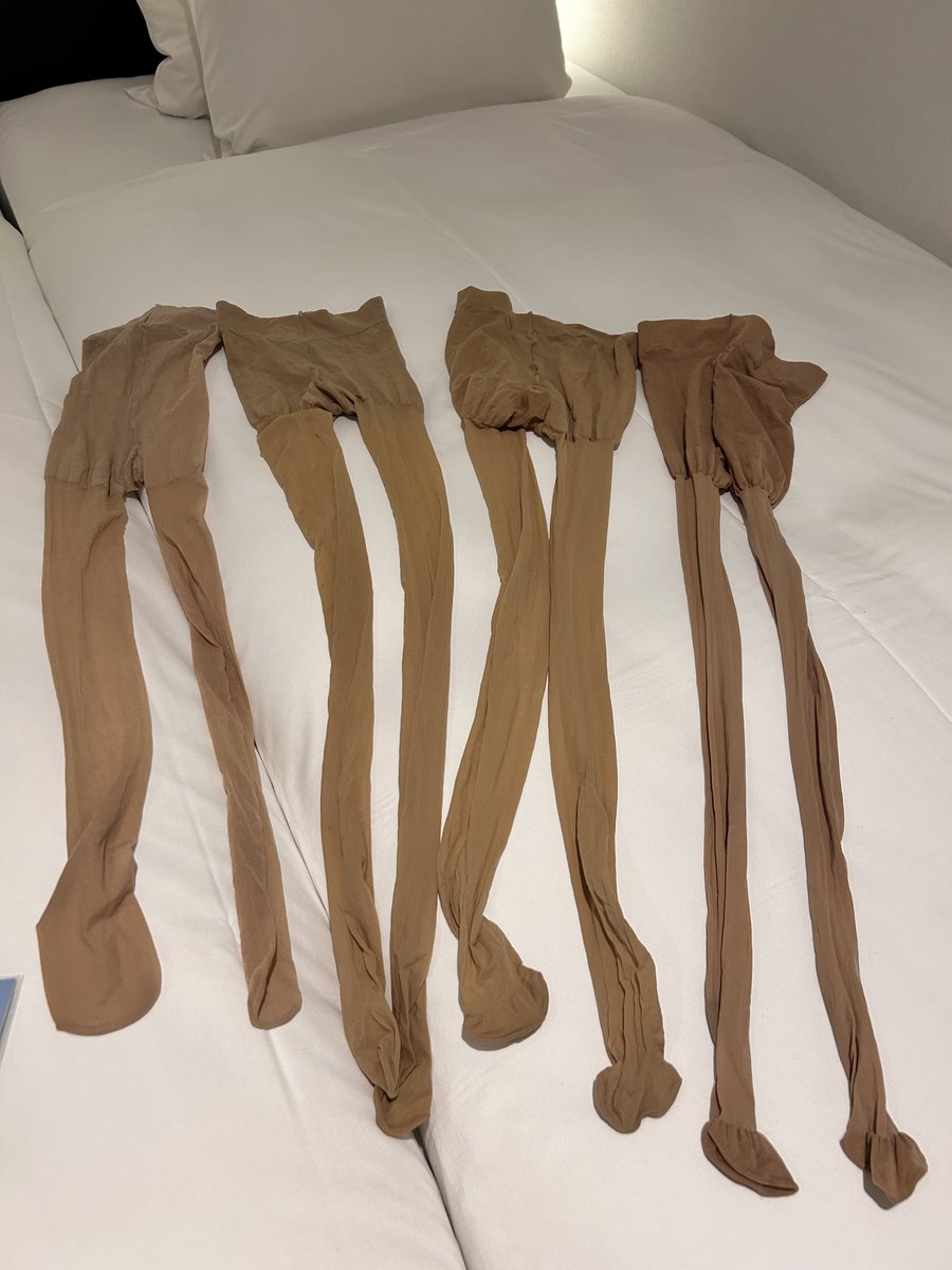 PENISUTO tweet media