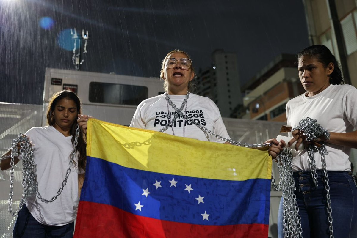 catherine_fulop's tweet image. Exigimos el cierre de todos los centros de torturas en Venezuela y liberación inmediata de todos los presos políticos.
