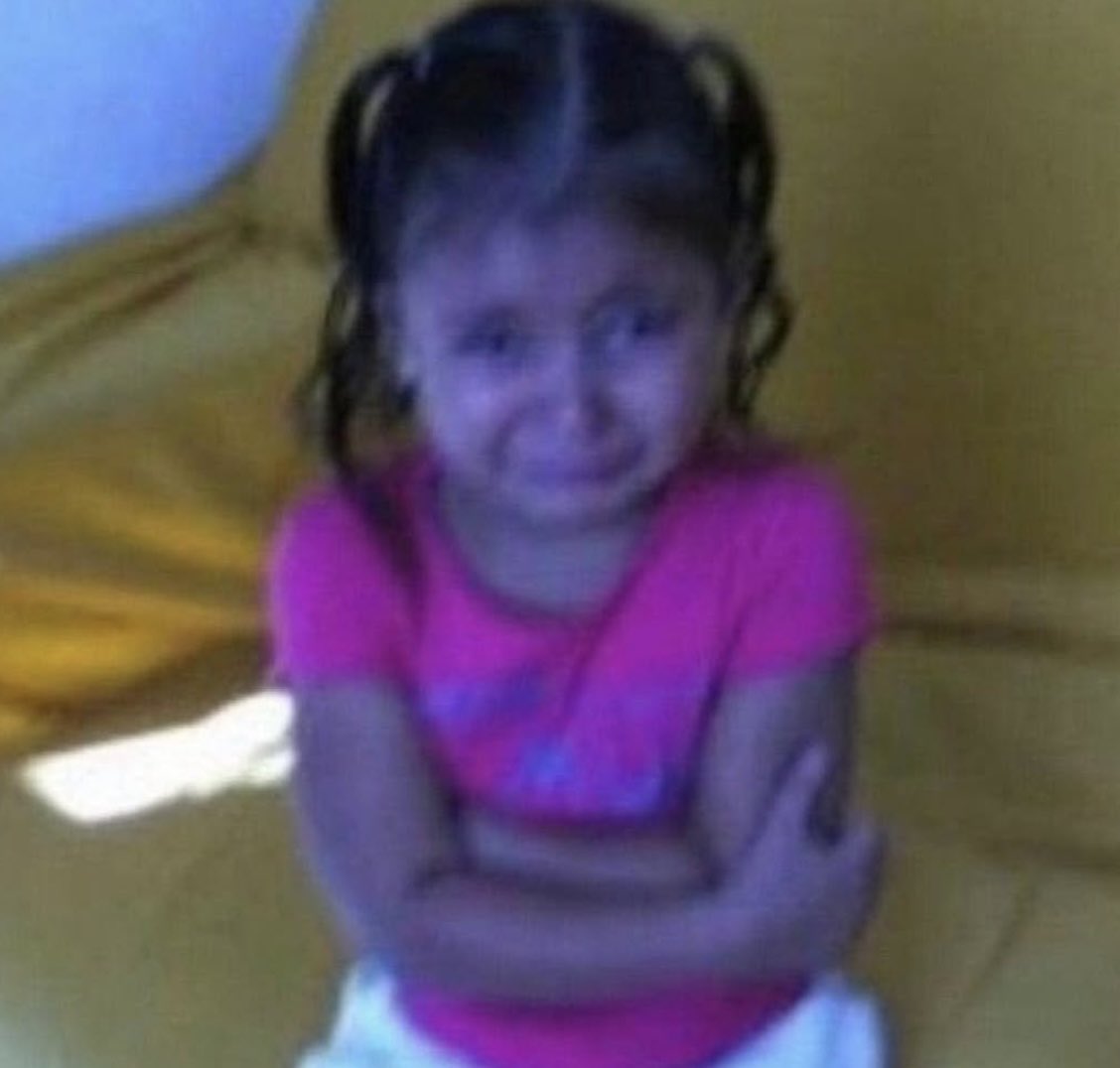 _aime_g's tweet image. Il me faut la partie 2 des Bridgert’s svp je peux plus respirer