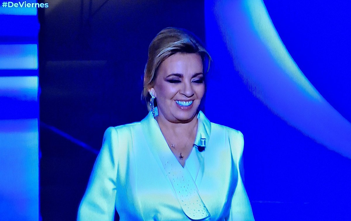 Sólo paso para decir que se deje esta señora de repetir su nuevo guion de que está avergonzada 
Difícilmente puede estarlo quien no ha tenido vergüenza ni pundonor para levantarse del MaxColchón y hacer otra cosa que no sea quejarse 
Que la vea Rita
#DeViernes