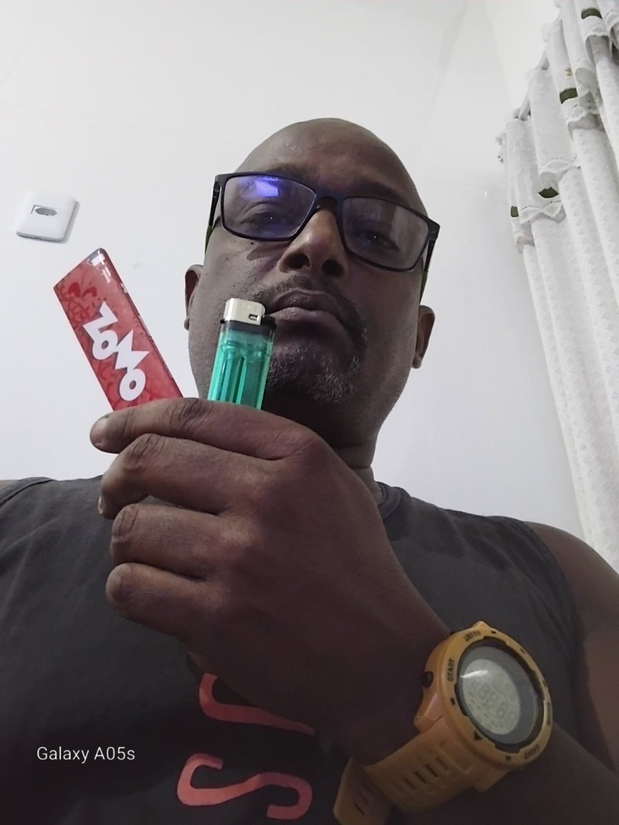 luva de maconheiro🍁Thc legalização já 🍁 tweet media