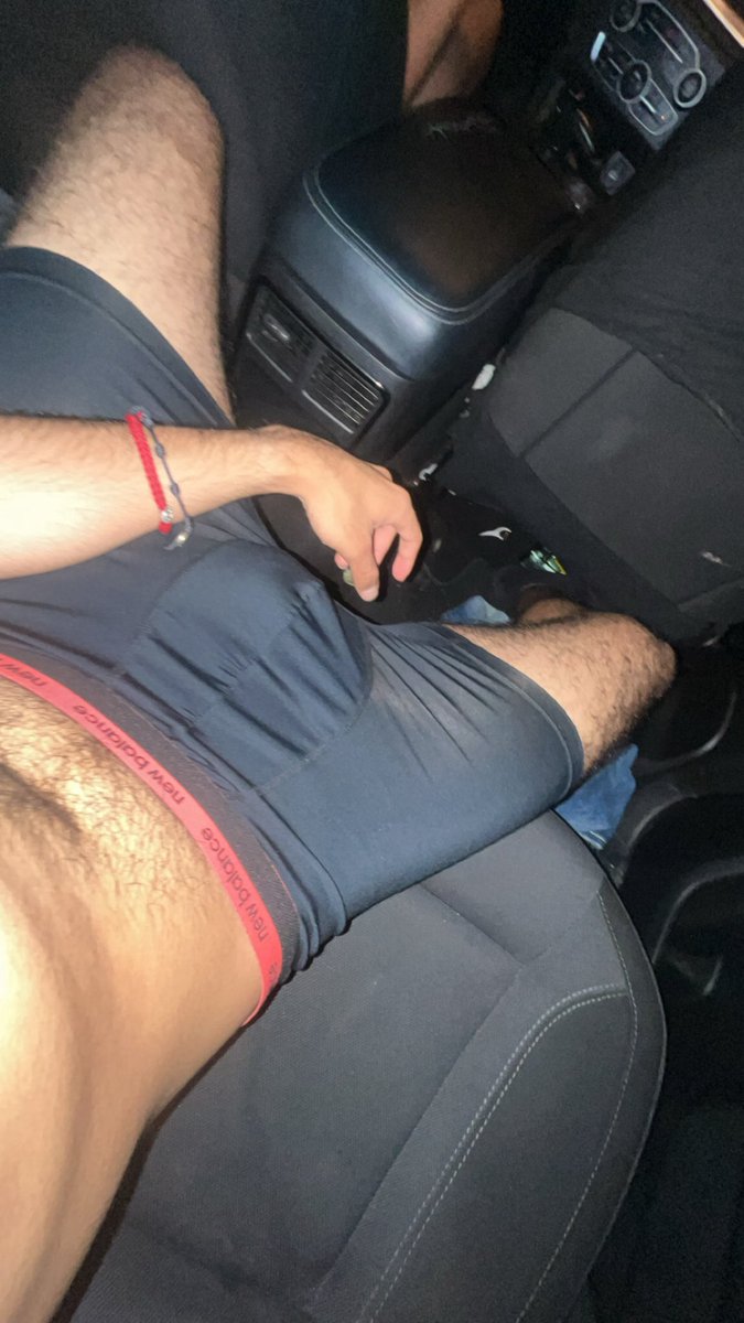 713_jairo's tweet photo. Car play anyone?😈 #fwtx #curious #rt https://t.co/ncEuxK8iKy