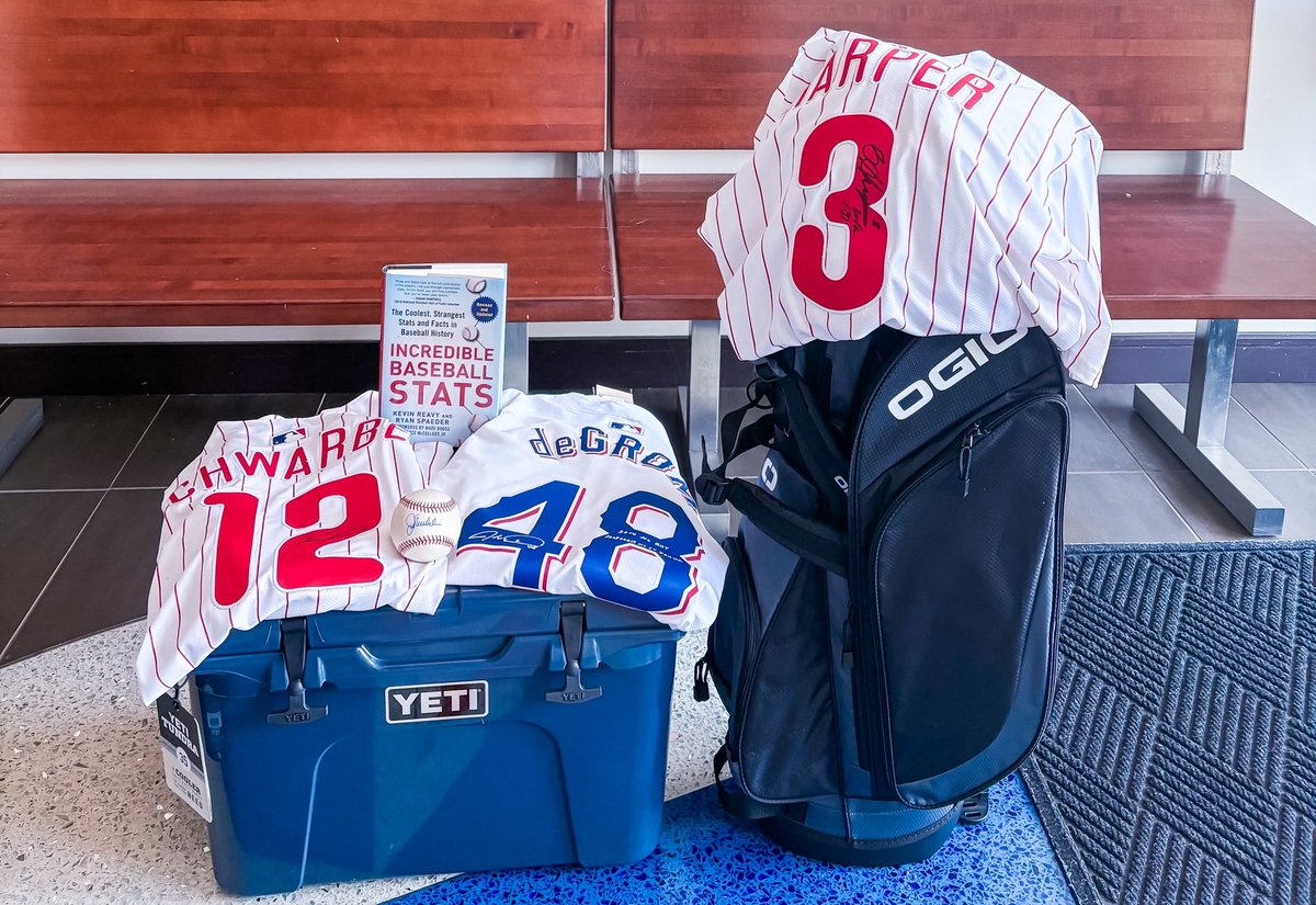 UTAMavsBSB's tweet photo. We're ready for First Pitch Banquet 

Lots of exciting prizes to bid on see y'all there!

Tomorrow at 5 ➡️ BE THERE 

#buckem🐎 https://t.co/poOeIYZvZp