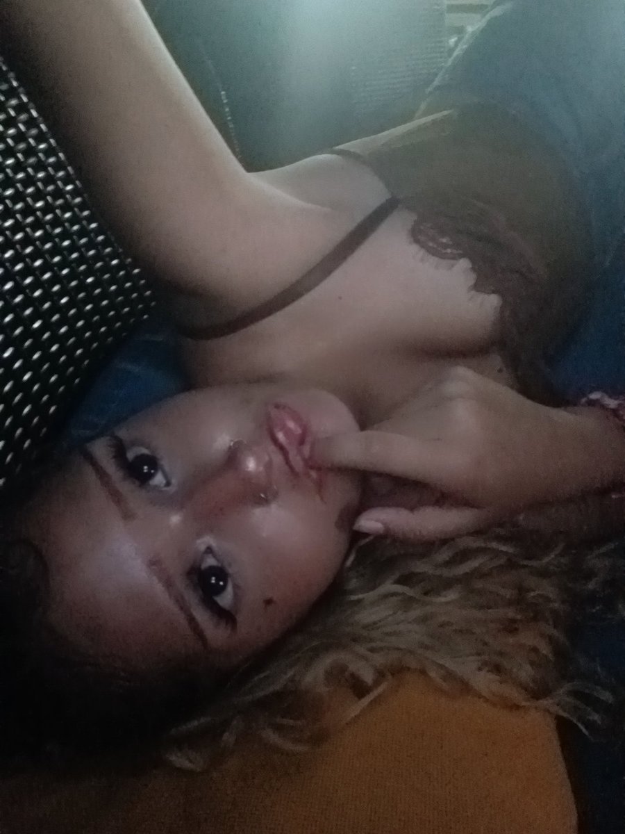 Katalina🍭🛸 tweet media