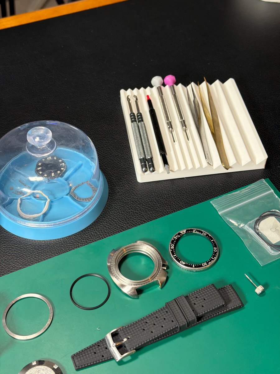 Elliot Coll tweet media