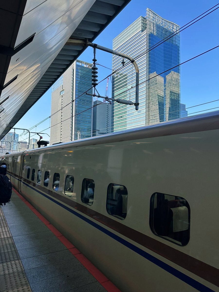 slo_program's tweet photo. 頸椎ヘルニア爆発中ですが、いざ極寒の地へ。 https://t.co/PRaNxTJbMZ