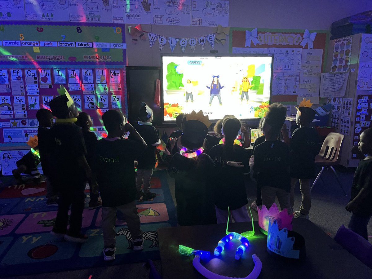 Uroosa Hussain tweet media