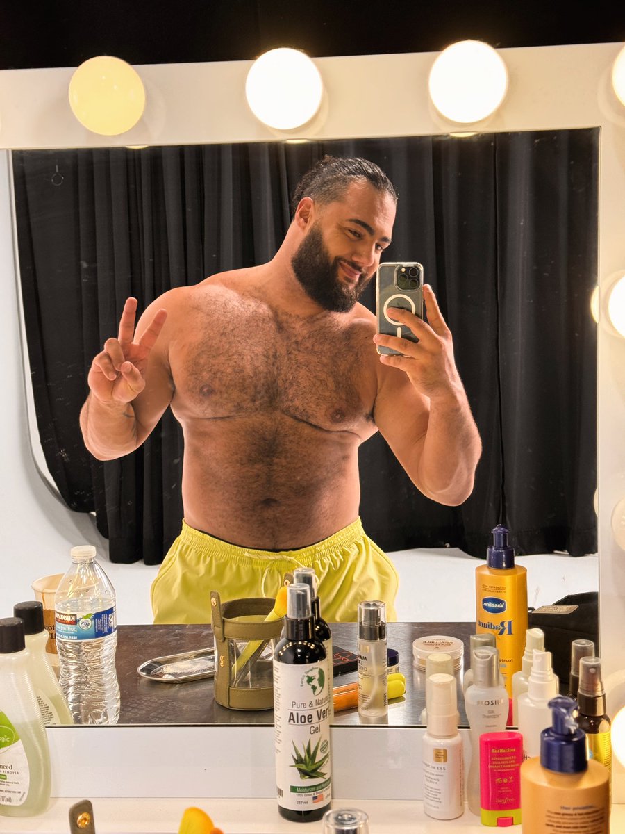 sean sakhar tweet media