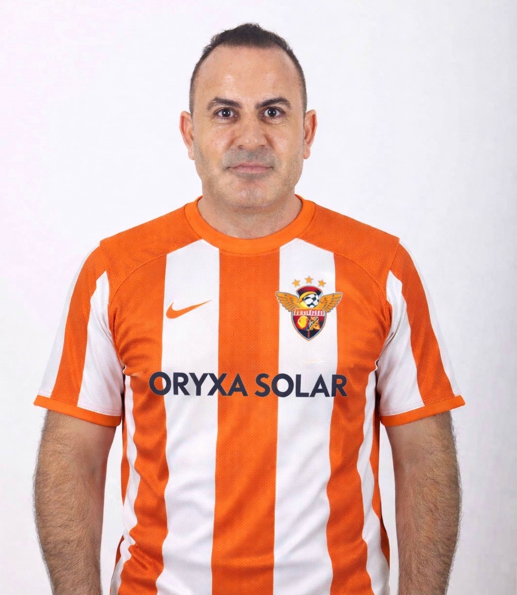 🚨 SON DAKİKA: 

Trabzonspor, New Village Engines forması giyen gurbetçi sol kanat oyuncusu Nevzat Kaya ile anlaştı.  Tecrübeli oyuncu bu gece Trabzon’da olacak.