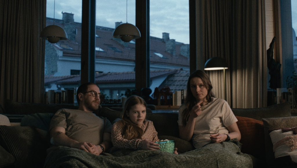 LifeIsAFilmFest's tweet image. 2026 Sundance Film Festival award winners:

US Dramatic Competition:

Grand Jury Prize: Josephine, Beth de Araújo
Directing: Josef Kubota, Ha-chan, Shake Your Booty!
Screenwriting: Liz Sargent, Take Me Home
Ensemble Cast: The Friend’s House is Here
Debut Feature: Bedford Park,…