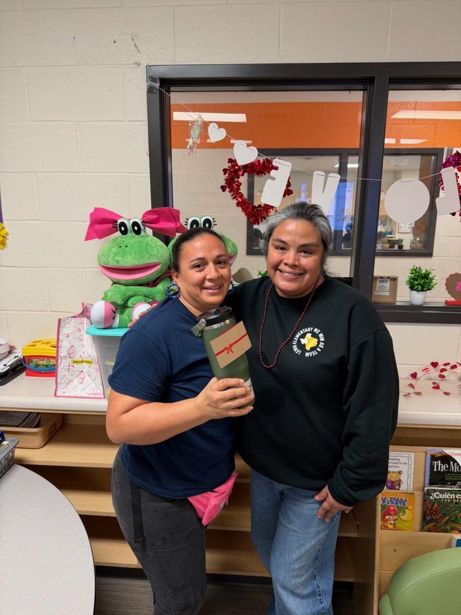 Lewis Elementary tweet media