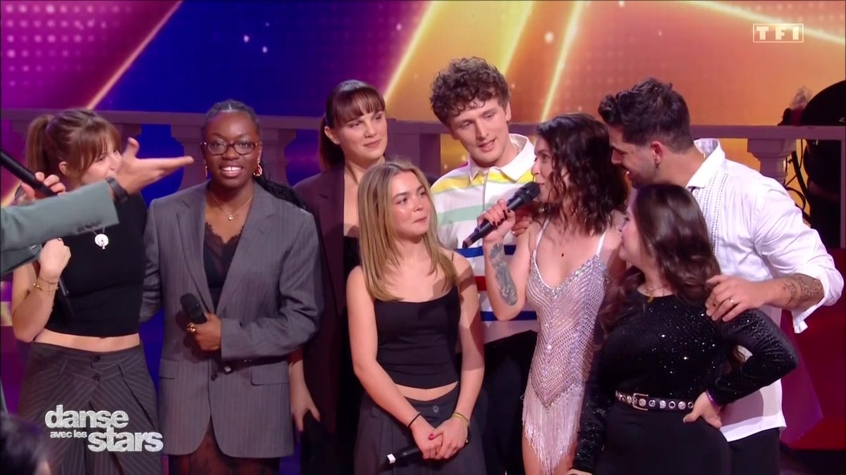 Bastiaan sur le parquet de #DALS, vous pouvez le laisser danser svp ?