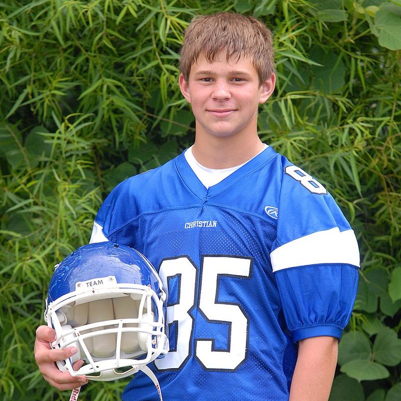 CharChristAD's tweet photo. Long before Garrett Bradbury '14 was a part of the Super Bowl-bound @Patriots, he was at Charlotte Christian School impacting the culture for Christ on the football field, baseball field, and in the classroom. Congratulations and good luck to Garrett and the New England Patriots! https://t.co/l0QezvWXPW
