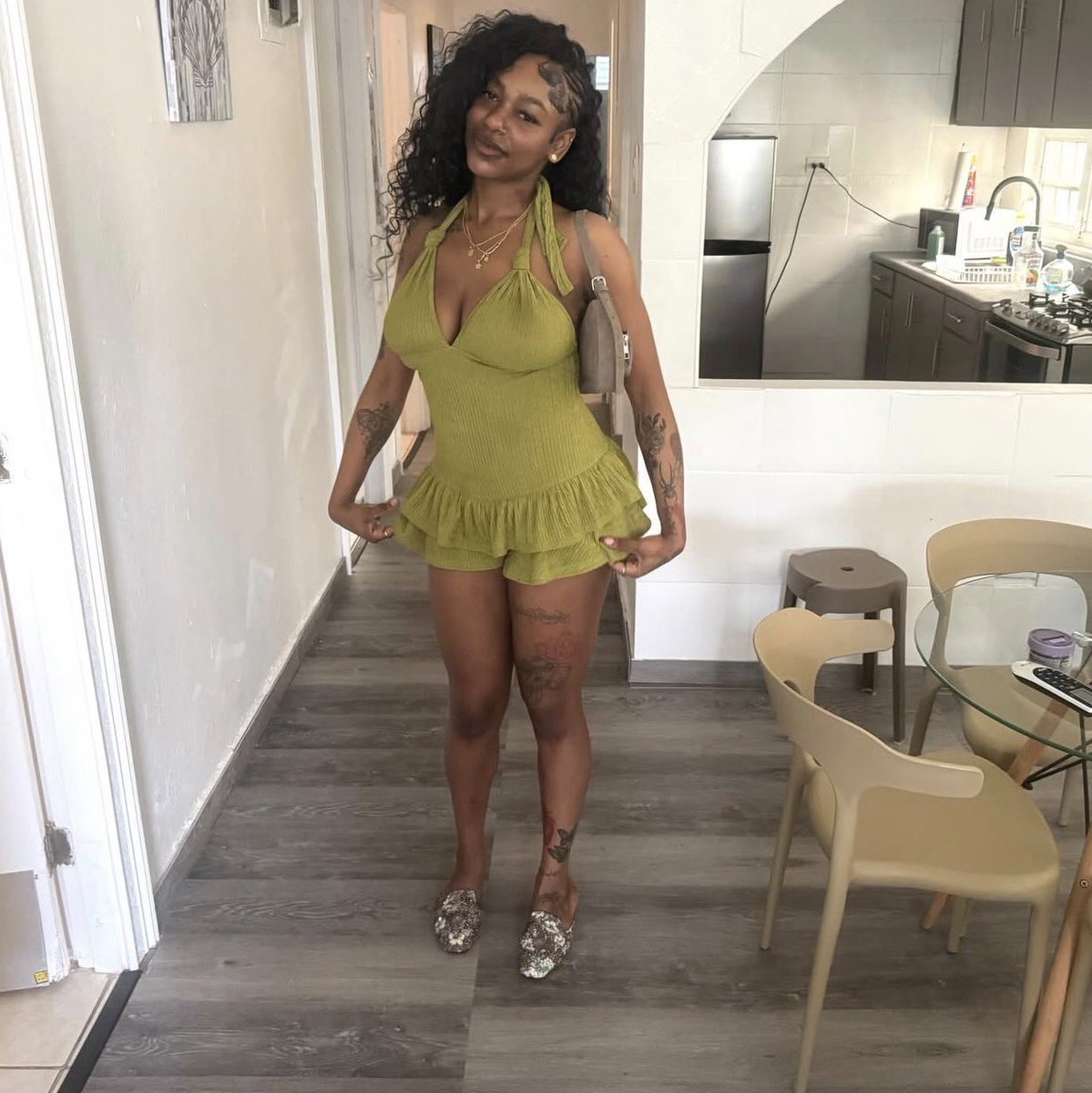 fwcurty's tweet photo. Only time I’ll believe a hoe is when he tell me I’m fly 🦎🌟 https://t.co/57YBHgJKr0