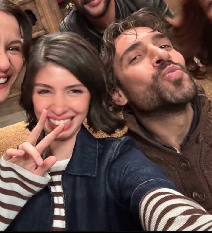 Aşkoooo bir demir dövüyorum olayyyyy. #TaşacakBuDeniz #orel #esme