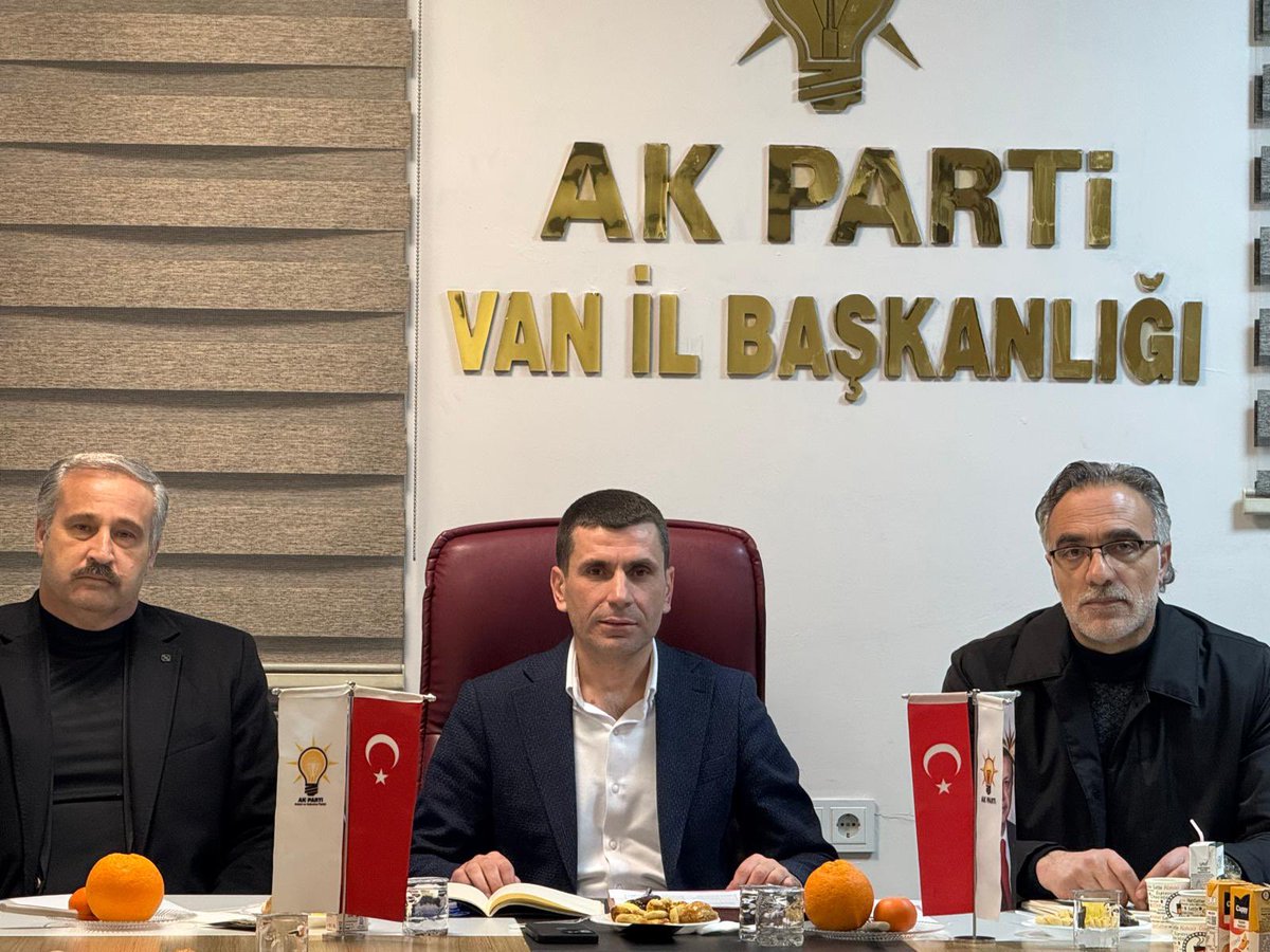 İl koordinatörümüz Sn. <a href="/Recep_ayd25/">Recep Aydın 🇹🇷</a> başkanlığında, İl teşkilat ekibi ve ilçe koordinatörlerimizin katılımlarıyla teşkilat çalışmalarımızla ilgili değerlendirme toplantısı yapıldı.
@akparti
<a href="/abuyukgumus/">Ahmet Büyükgümüş</a> 
<a href="/MustafaAlkayis/">Av. Mustafa Alkayış</a>