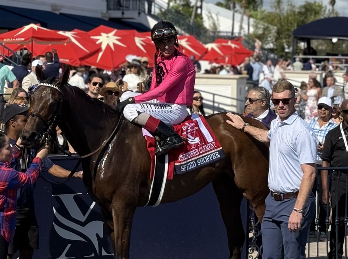 Equibase tweet media