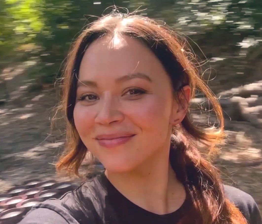 lucyischen's tweet photo. intro post 🌻

— RP acct for lucy chen from the rookie
— admin is 20+ (MDNI‼️)
— here to have fun, interactions are welcome!

#TheRookie #LucyChen #Chenford https://t.co/ndtGm1zc7k