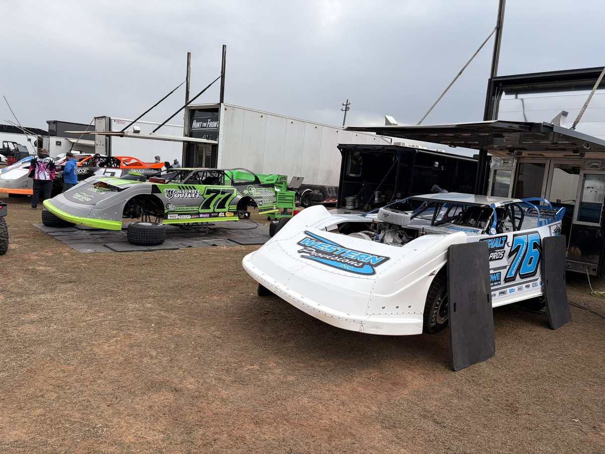 Hunt the Front Super Dirt Series tweet media