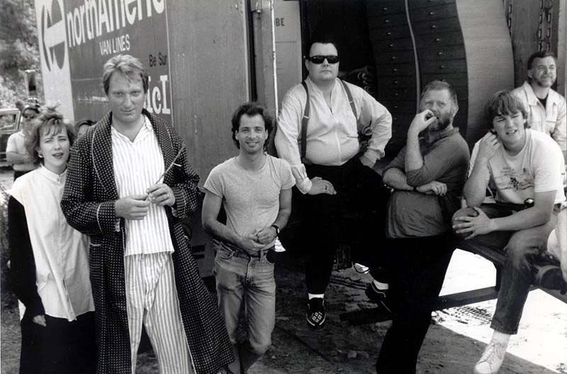 friendsbuffays's tweet image. Behind the scenes of Beetlejuice (1988)