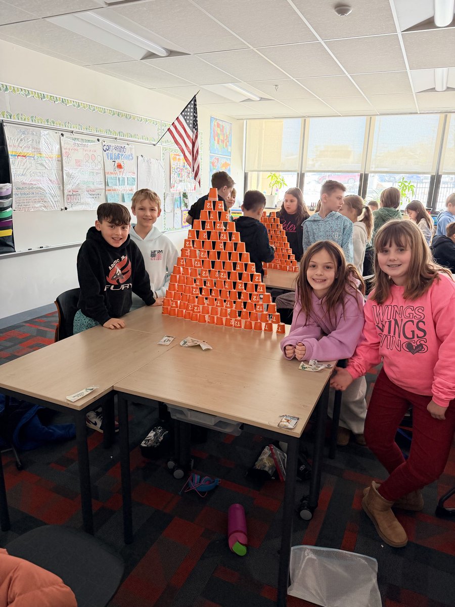 HaileyHartford's tweet photo. The 100th day of school was so fun! We used a 100 of different object to build as a table group! #sd113a #centralcards https://t.co/yRAhBTDmEJ