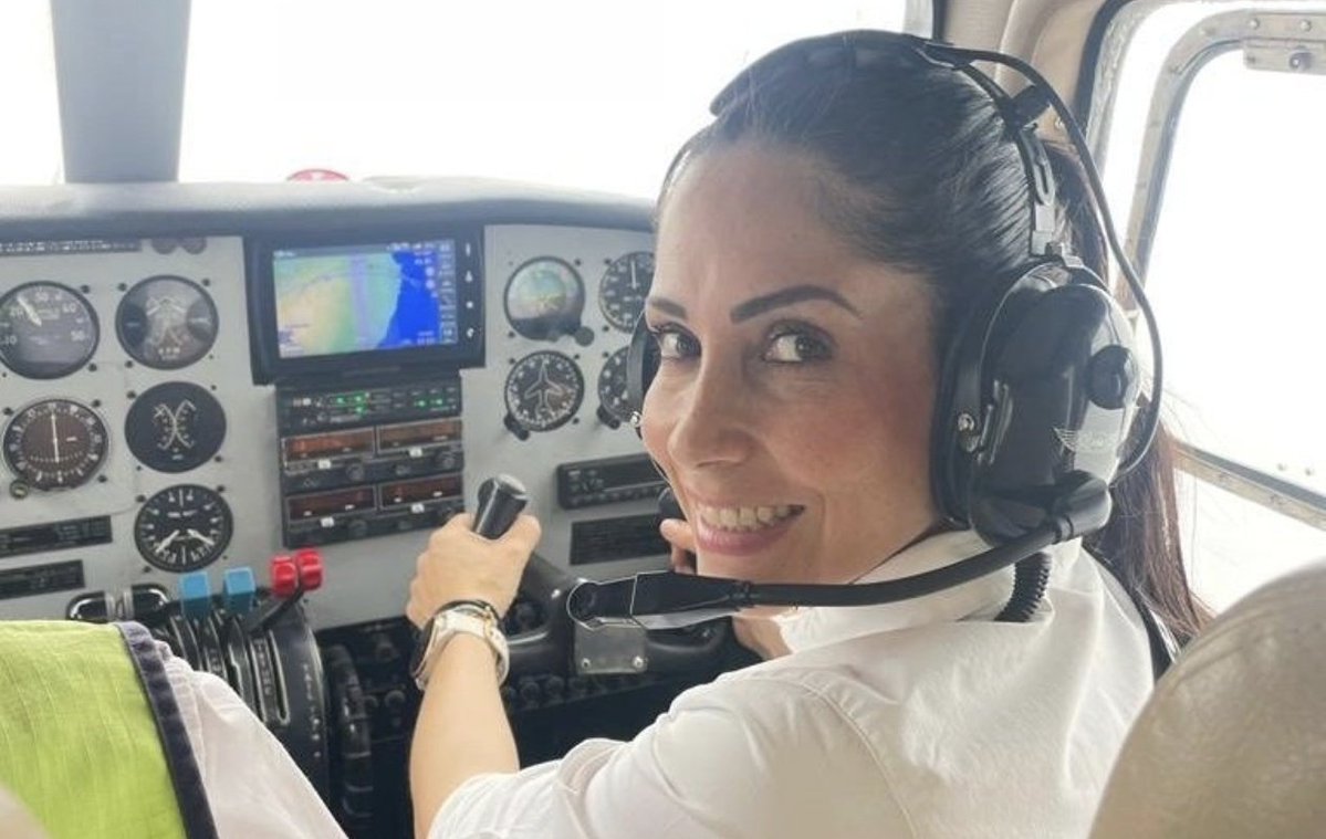 UnaTalMaka_'s tweet image. No teníamos ni para la gasolina...