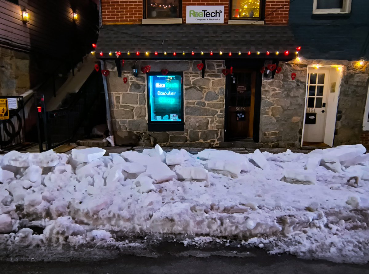 _RoaTech's tweet photo. During this week of extreme weather, we are continuing to work hard to provide all our customers an excellent service. We cover the Maryland and DC area. We offer remote, on-site, and in-store services. Our main goal is to improve every day to provide even better service. https://t.co/c3uNpJyMP7