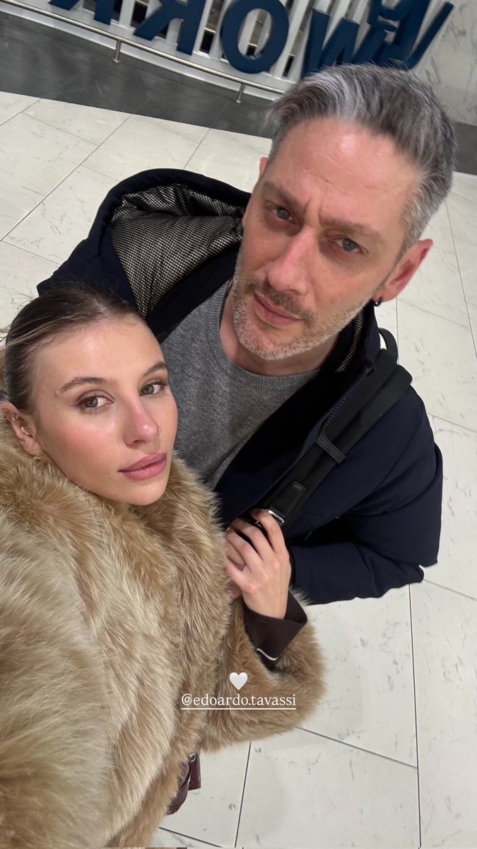 Sandy 🍿 tweet media