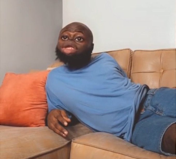 Abeg who get her number
Me sef, I'm tired of going home to an empty bed