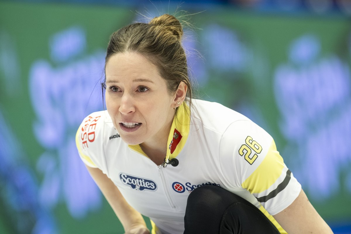 TSNCurling's tweet photo. Manitoba's @TeamKLawes remain undefeated at #STOH2026 following an 8-6 win over Nova Scotia's @TeamBlackNS in the 1 vs. 2-page playoff qualifier. 

📸 @CurlingCanada 

BOXSCORE: https://t.co/m84wLDmhJw https://t.co/wIZt79Oyih
