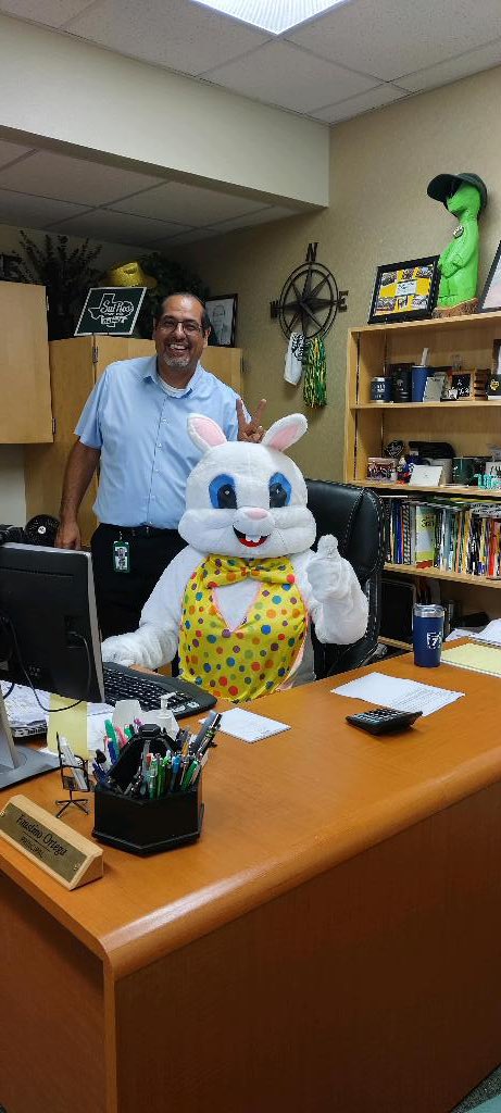 Destiny Flores tweet media