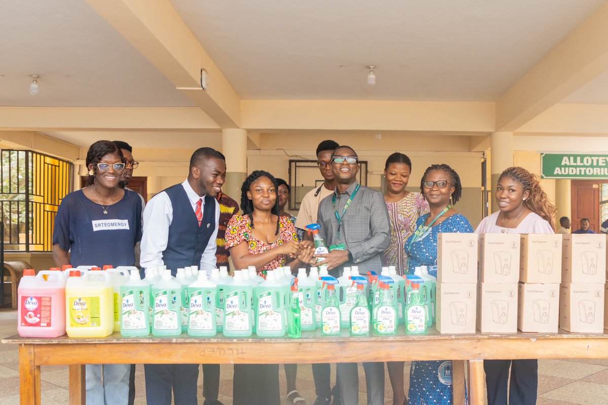 The Office of the SCISA Women’s Commissioner, in partnership with <a href="/devaproducts_/">Deva</a> , has donated essential washroom supplies to the College.
We extend  appreciation to <a href="/Akua_Bonsu28/">Akua Serwaa Bonsu</a> and <a href="/Drwalkerr/">Nana Agyekum Boateng</a> for-their vision &amp; leadership in championing hygiene, dignity &amp; student wellbeing