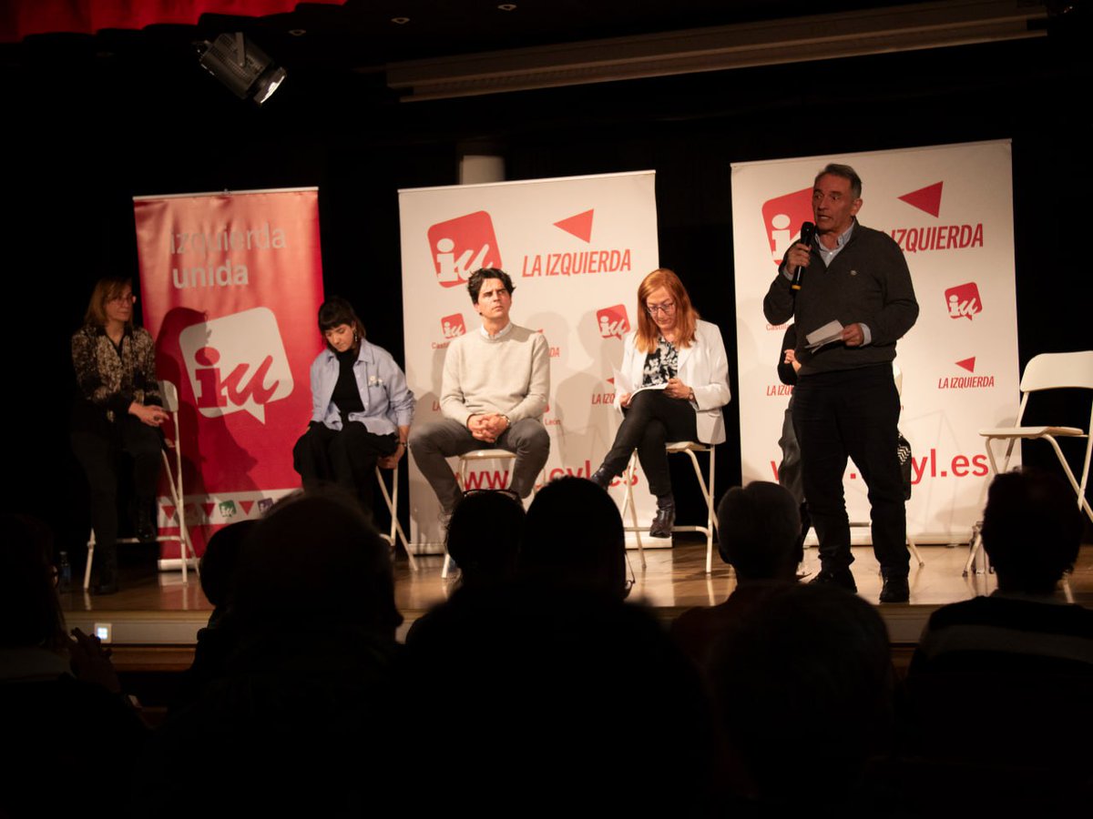 👥 Gracias por venir al acto público de nuestra conferencia interparlamentaria en Valladolid. 

✊ Compartir diagnósticos, reforzar alianzas y construir respuestas comunes.

Tejemos proyecto para construir futuro. #iu #iucyl