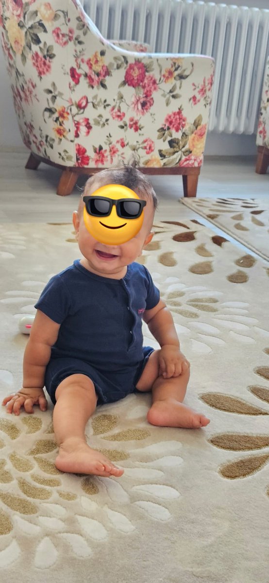 Kuzum betonlar arasında ilk adımlarını  göremedim koşma istiyor oynamak istiyor ama demir ranzalar müdade etmiyor her yeri sağa sola çarpmaktan mosmor