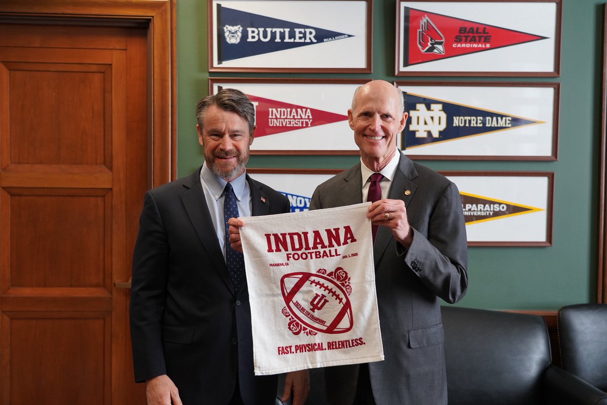 It was a fantastic championship game @SenRickScott and congrats to the Hurricanes on a great season.
Go Hoosiers!