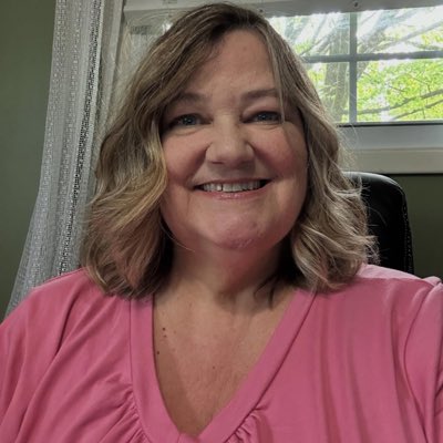 Susanmorris044's tweet photo. #NewProfilePic https://t.co/RDqVhnUKbw