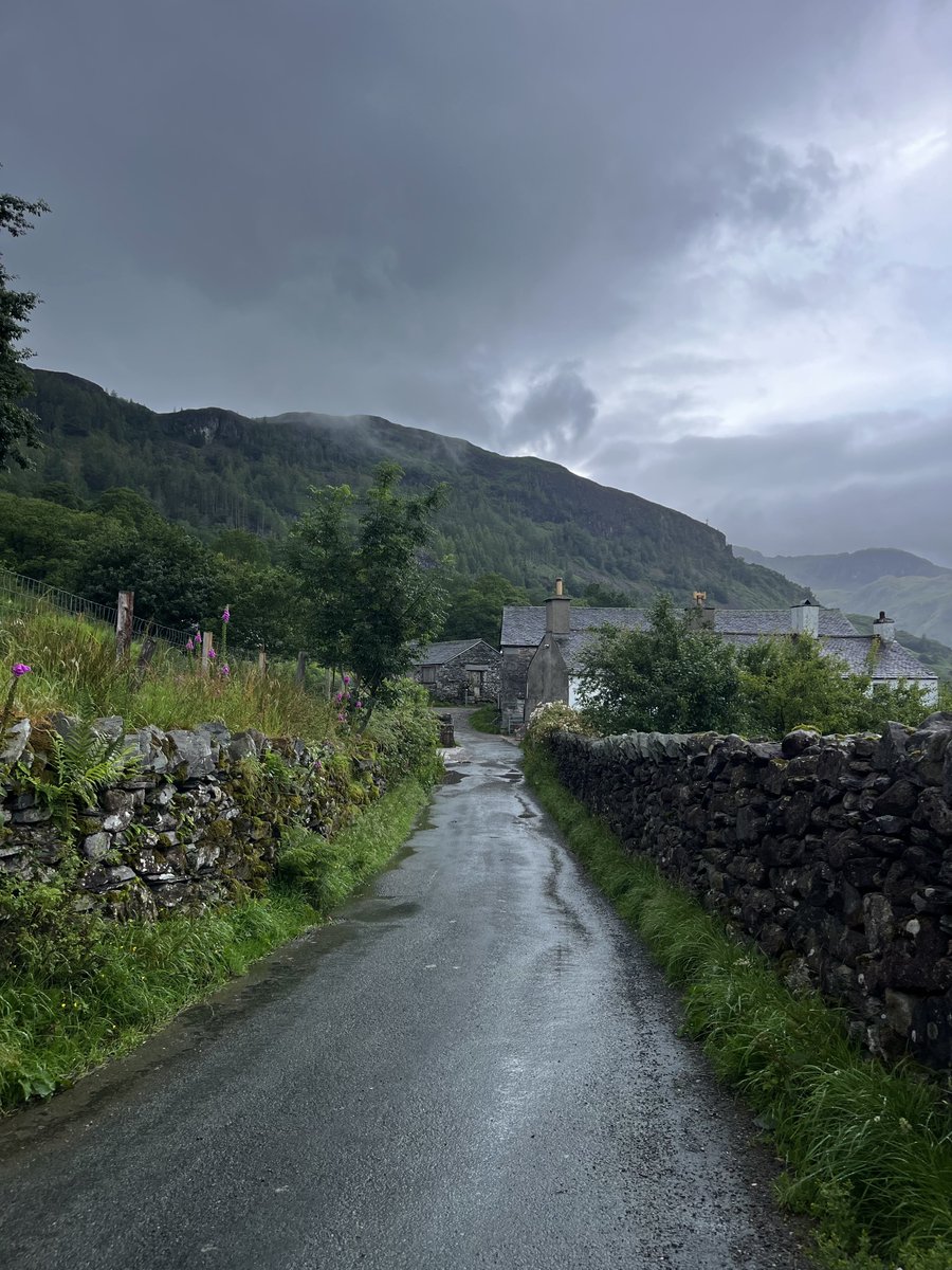 hikingshawty's tweet image. i love england &amp;lt;3