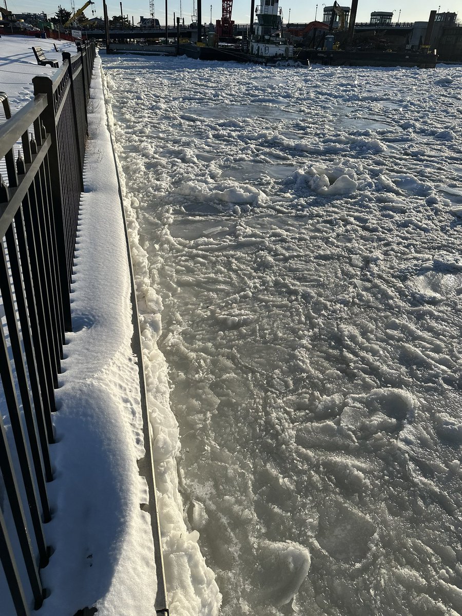 gmailryguy123's tweet photo. @HumbleWarrior Icy! https://t.co/Yl5noa1sBu