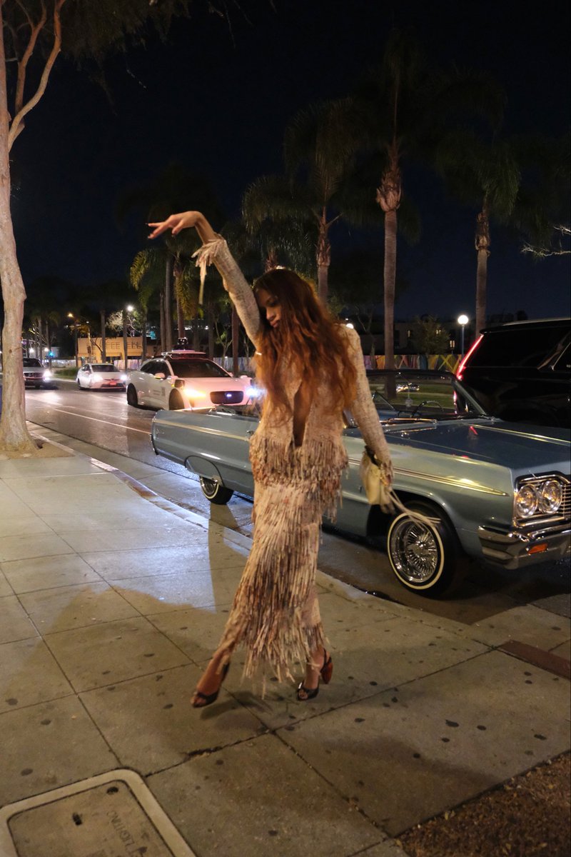 ravyn lenae tweet media