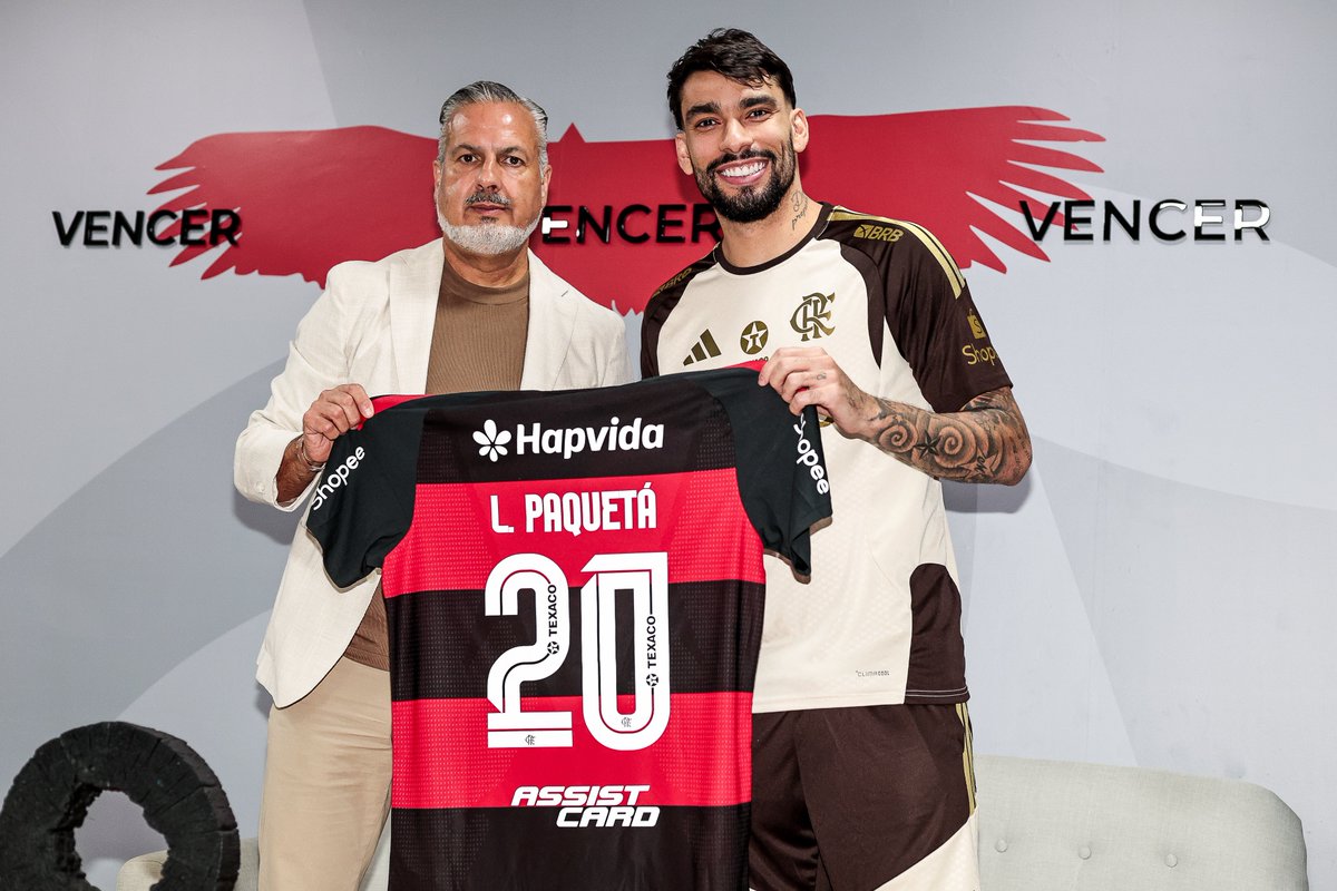 Flamengo's tweet image. 1º dia no seu lar, Paquetá! 🏠

O mais novo reforço do Mengão retorna ao Ninho do Urubu onde foi recebido pelo Diretor José Boto! 

#BemVindo #PaqueFla
