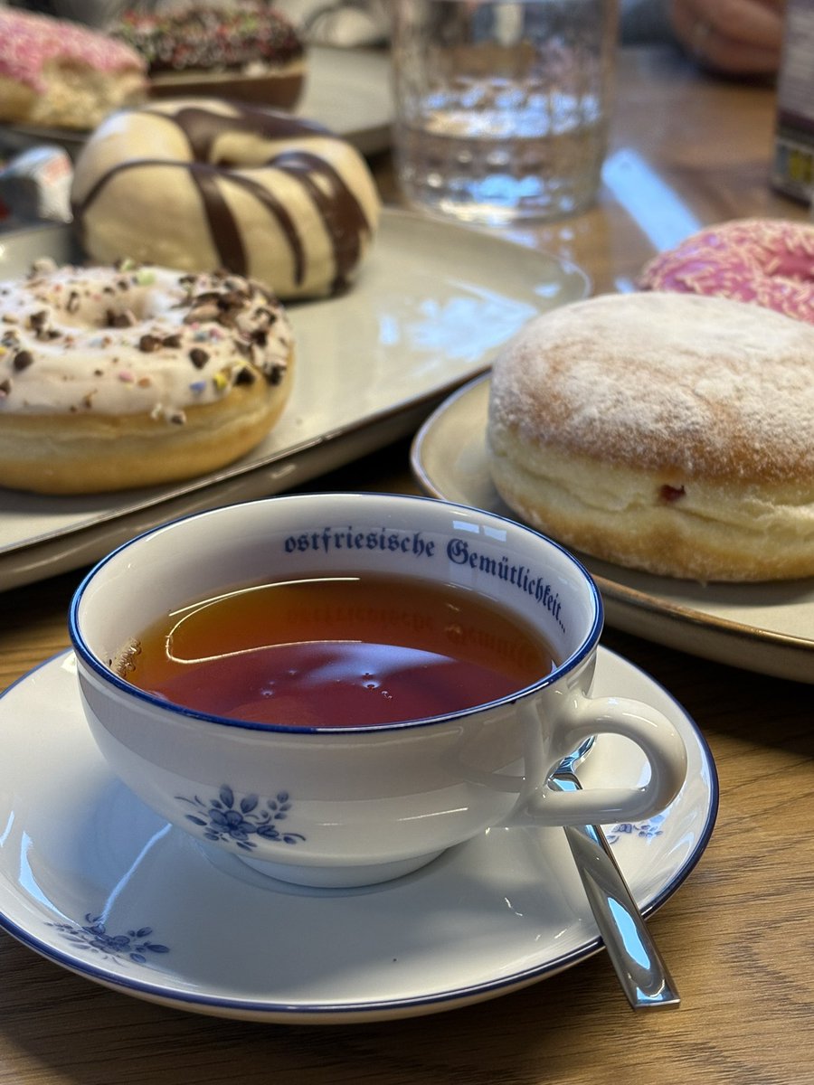 ᶠʳᵃᵘ ᴾᶦᵉᶠᵏᵉ +2 tweet media