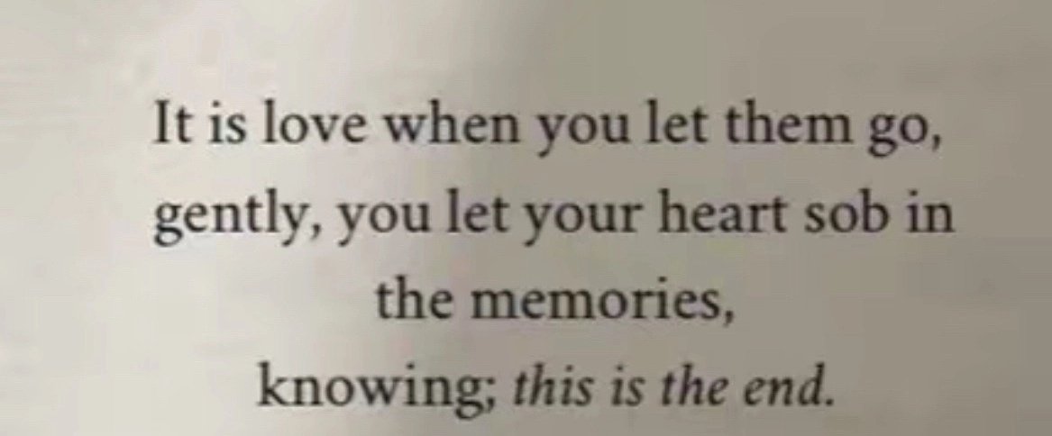 IkNalaeqMusanfa's tweet image. بدلی بدلی سی نظر آتی ہے دنیا ہم کو ۔ ۔ ۔
اس میں ان کی بھی عنایت ہو ضروری تو نہیں

ان کو بھی ہم سے محبت ہو ضروری تو نہیں 
ایک سی دونوں کی حالت ہو ضروری تو نہیں