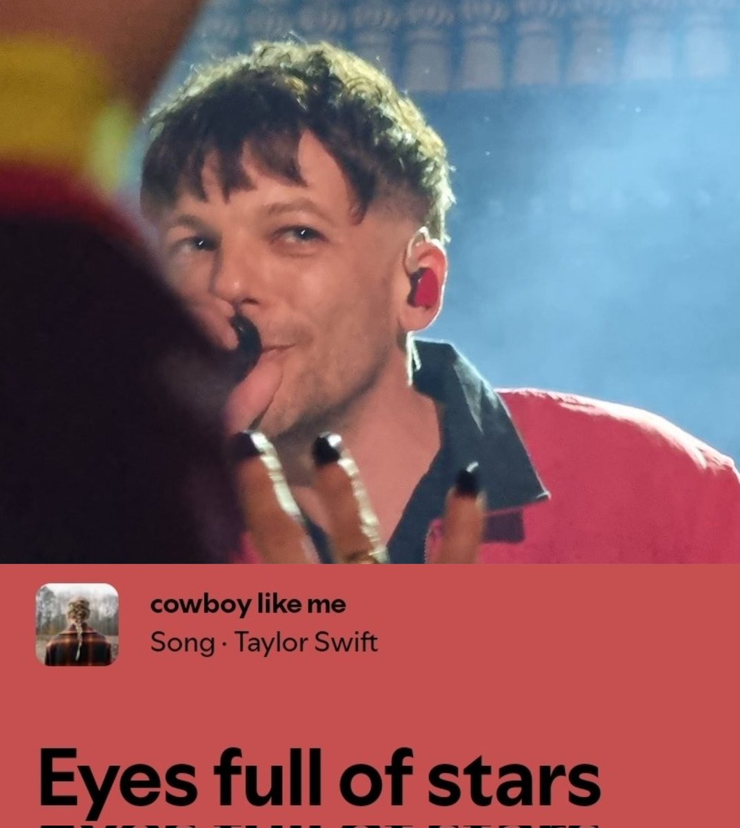 aris ໑̣ tweet media