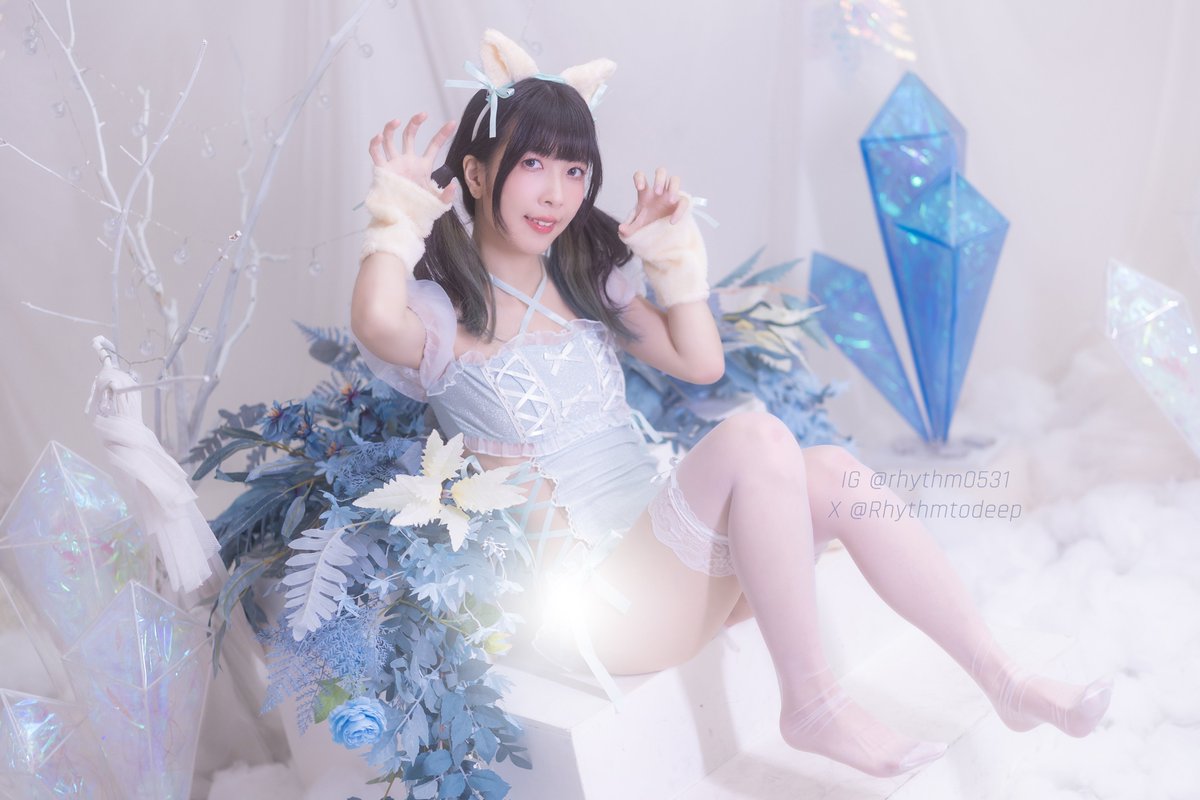 2026/02 Twitch層級三限定寫真ฅ^•-•^ฅ

二月貓貓日就是要喵喵喵🐱🐱🐱
這次照片真的非常喜歡 拍的時候有種本色出演感很放鬆 笑鼠
本月照片共25張！喜歡的朋友們歡迎到圖奇訂閱唷💕

✨到Twitch頻道訂閱【層級三】 > 到DC層三專區領取

➡️Twitch頻道：twitch.tv/deepblueyin