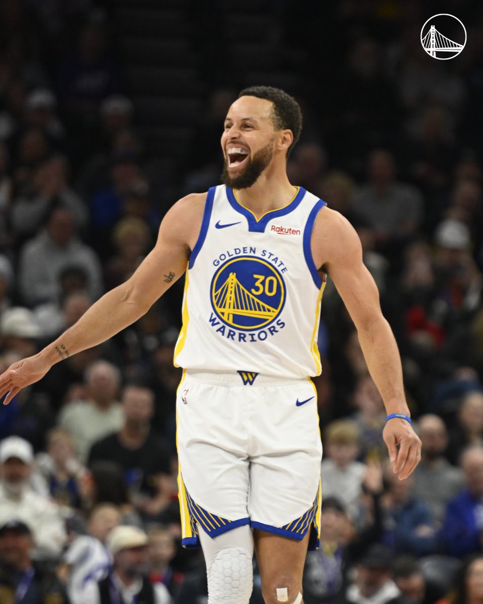 ستيف كري بالعربي tweet media