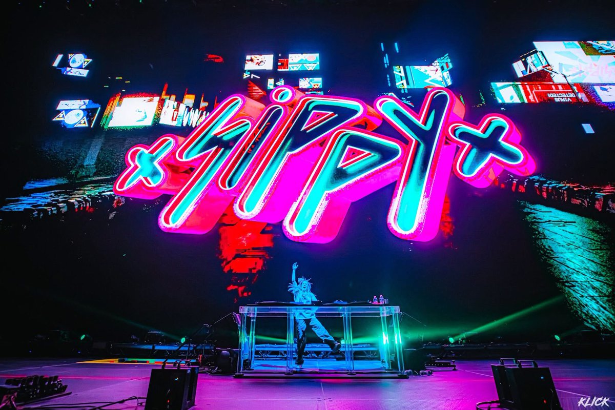 StrvwberryFvnta's tweet photo. Tonight in Atlanta @SippyAu is throwing down 🤘🏽✨

🐰SET TIMES🐰

SHUTTERVISION
10:00 PM - 11:30 PM

BACLASH
11:30 PM - 12:45AM

SIPPY
12:45 AM - 2:00 AM

BLVCK VLVT
2:00 AM - 3:00AM https://t.co/5vQuIddSx1