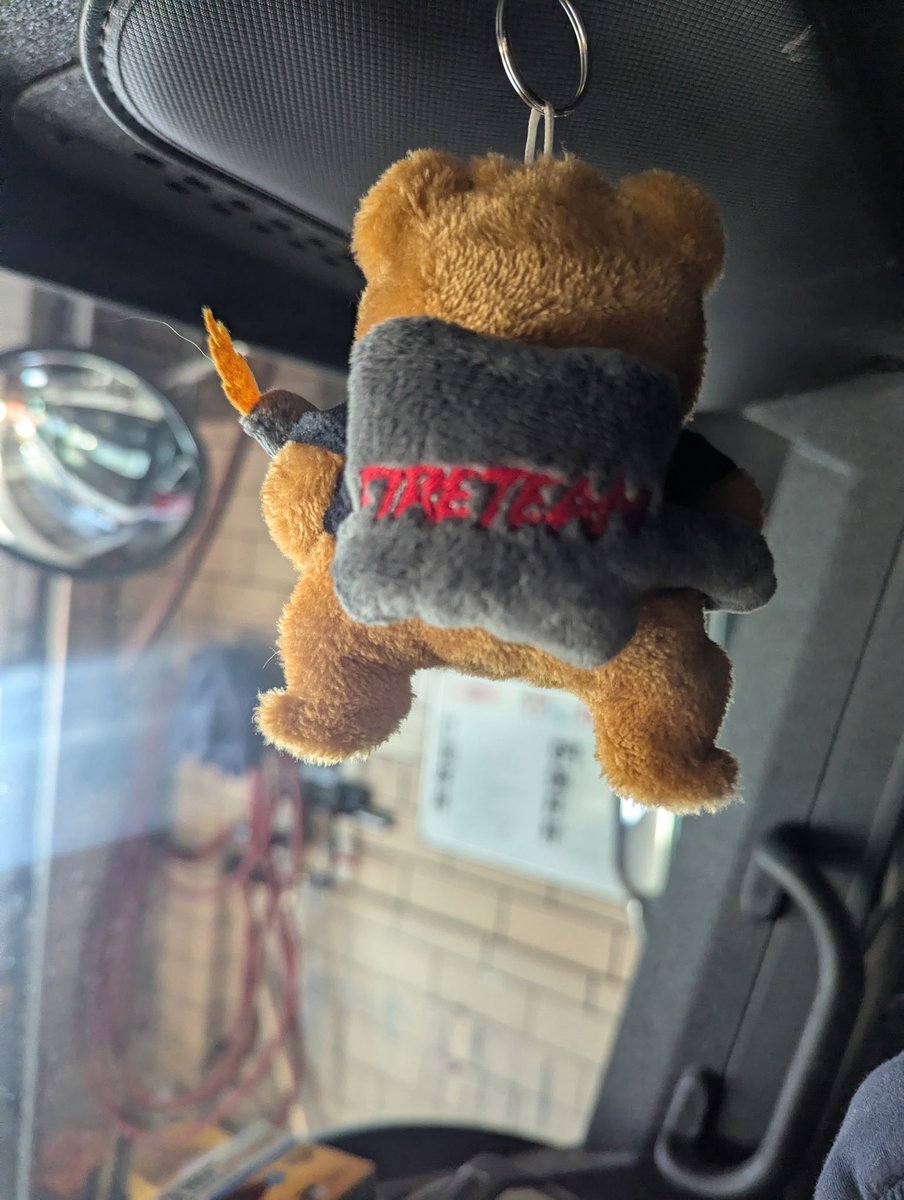 ugcwithkasey's tweet photo. Stokey found his new home in my husband’s fire engine🔥🚒🧸

Best agency ever!👏🏼👏🏼

@nicolle5800 https://t.co/I4Fii0pnAG